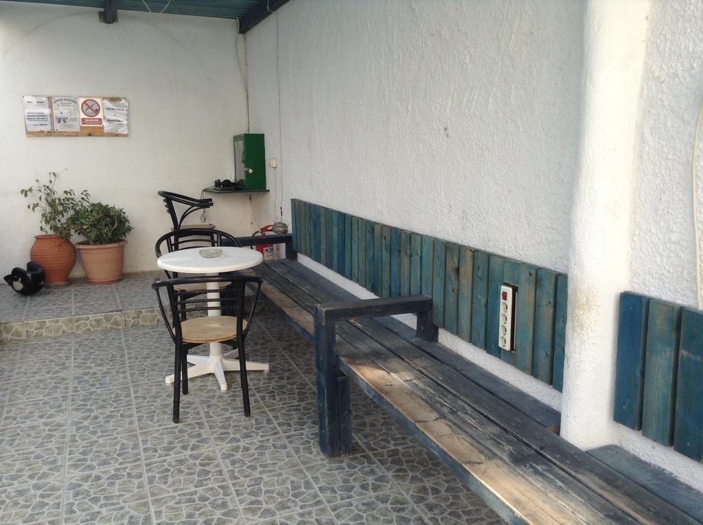 Rooms To Let Katerina & John'S Perissa  Exterior foto