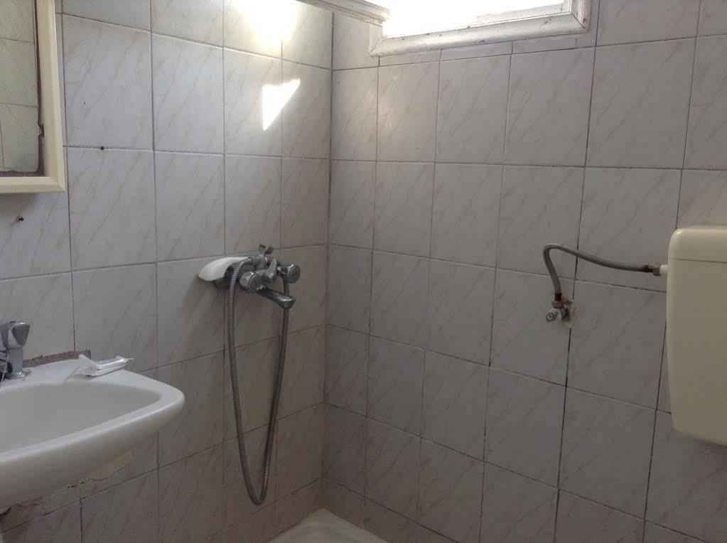 Rooms To Let Katerina & John'S Perissa  Exterior foto